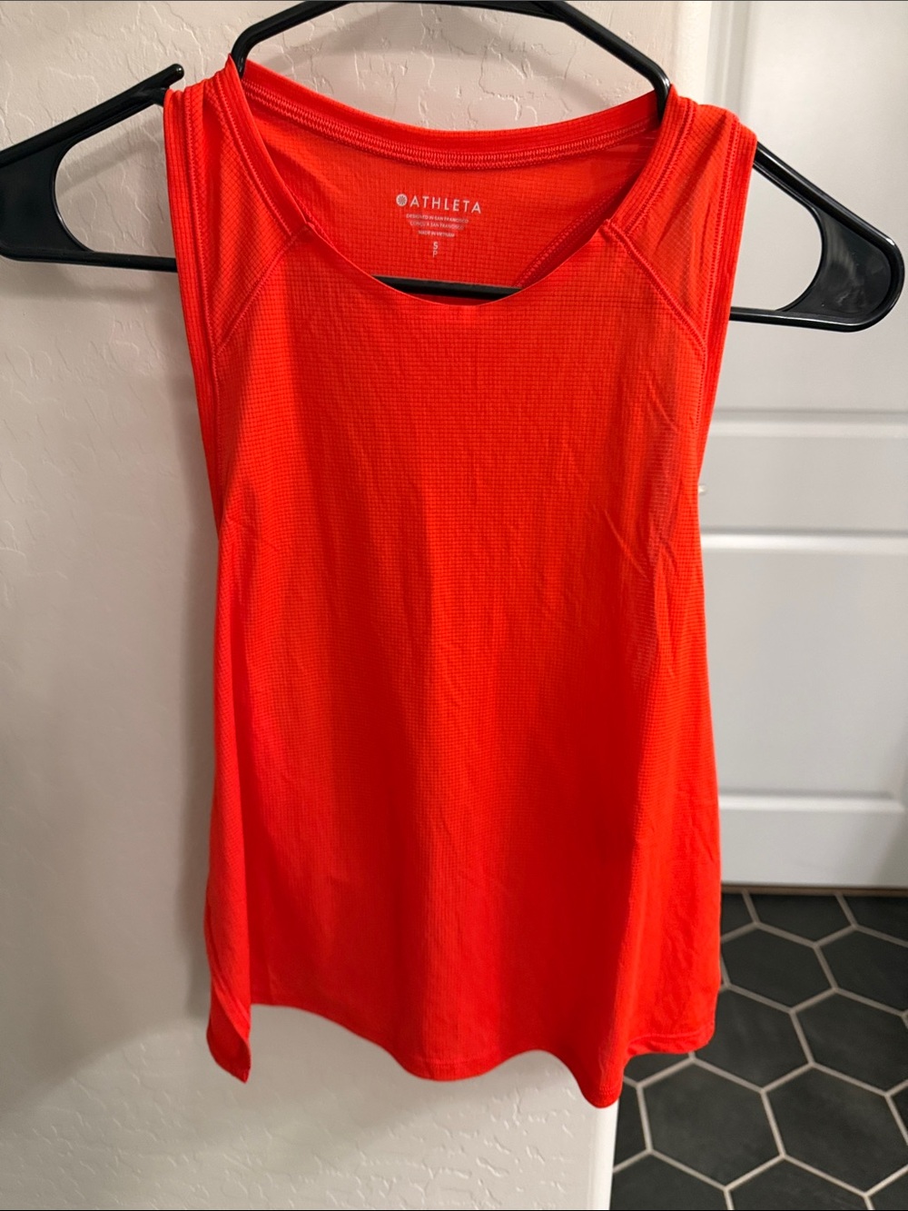 Athleta red Performance Tank Top